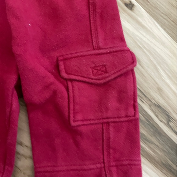 Baby Gap I Love my Mommy Long Sleeve Silver Snowflakes and Colorful Lett… - Picture 9 of 13